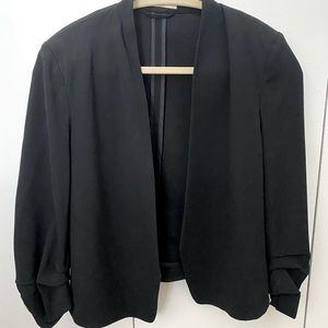 Aritzia - Babaton power blazer short - Black